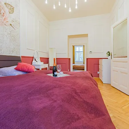 Colorful Wenceslas Square Appartement