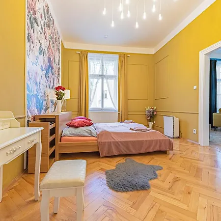 Appartement Colorful Wenceslas Square