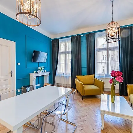 Appartement Colorful Wenceslas Square Praag