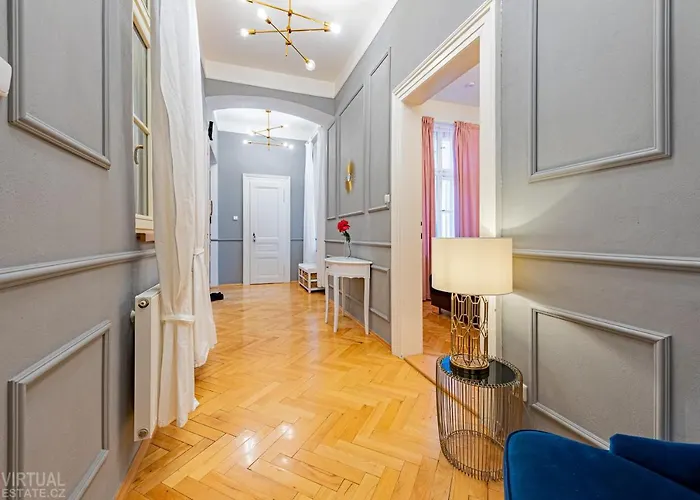 Colorful Wenceslas Square Appartement